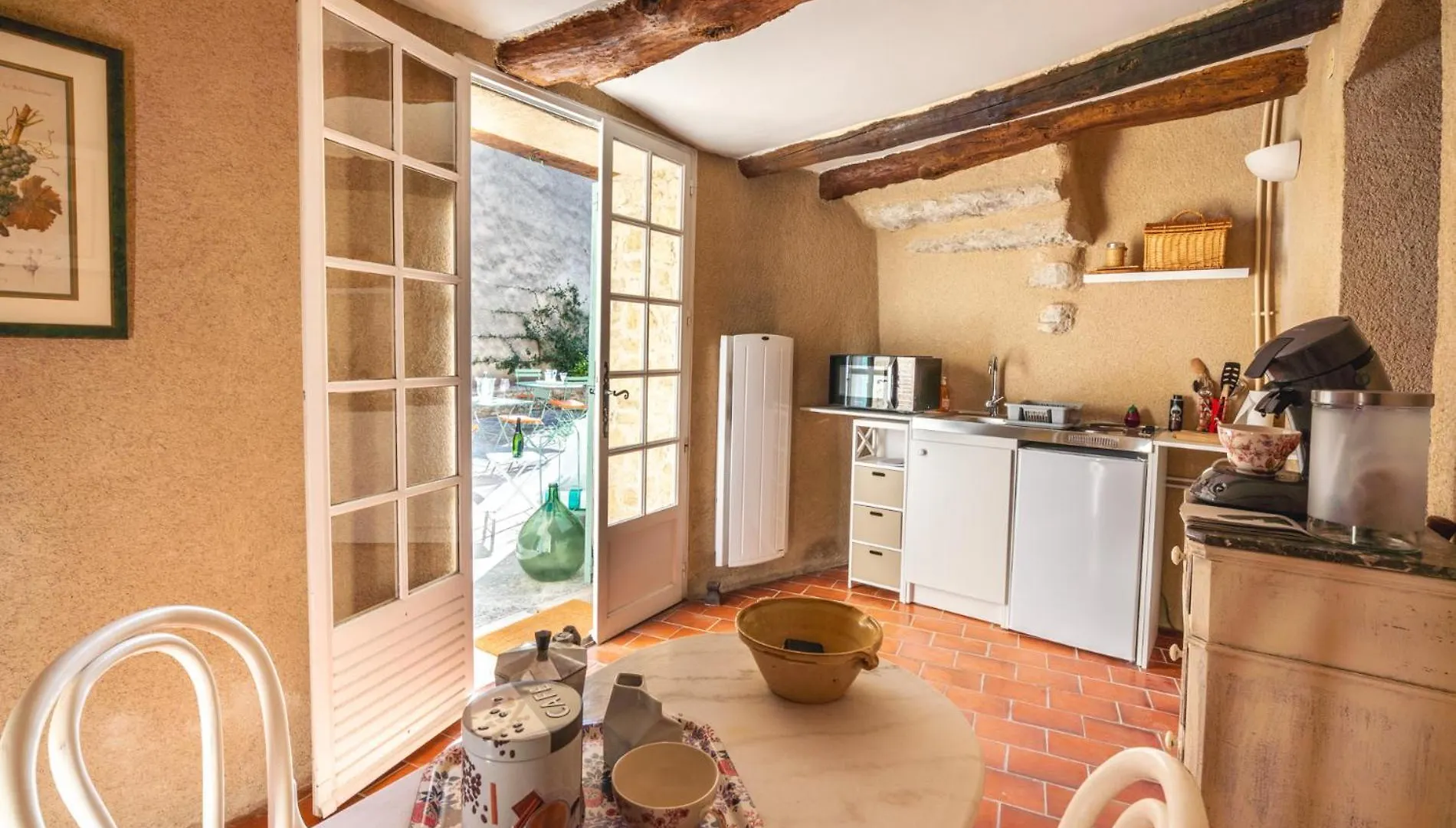 Aux Deux Fontaines - Au Coeur De La Provence Hotel Vaugines France